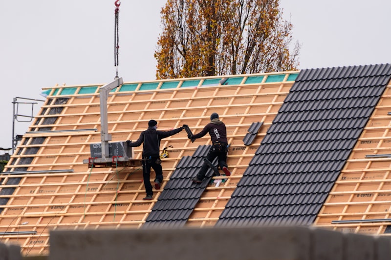 Roofing contractor